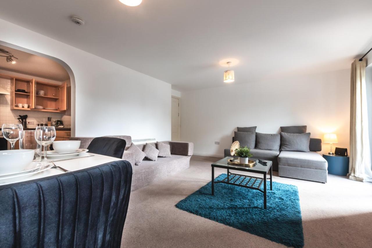 Best Price! Large Spacious 2 Bed Apartment - King Size Or Single Beds, Sofabeds, Smart Tvs, Free Parking 사우샘프턴 외부 사진